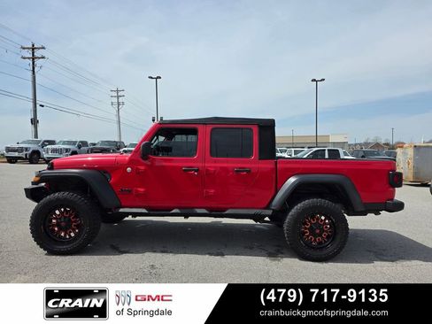 Used 2020 Jeep Gladiator Sport w/ Quick Order Package 24S AWD/4WD image 4