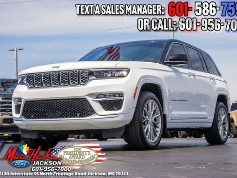 Used 2023 Jeep Grand Cherokee Summit w/ Adv Protech Group IV RWD image 4