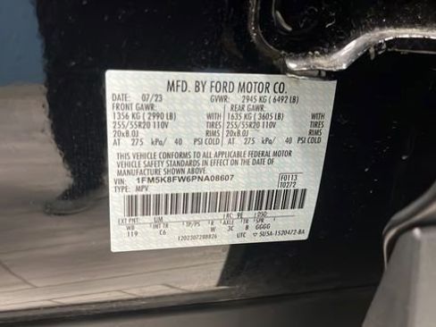 Used 2023 Ford Explorer Limited w/ Hybrid Equipment Group 310A AWD/4WD image 29