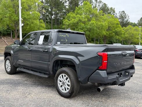 Used 2025 Toyota Tacoma SR5 RWD image 2