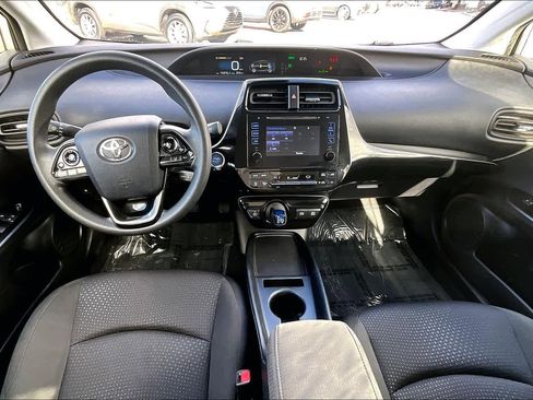 Used 2019 Toyota Prius LE w/ Carpet Mat Package image 14