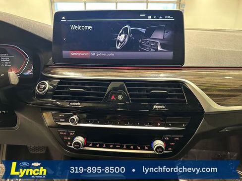 Used 2021 BMW 540i xDrive w/ Premium Package image 13