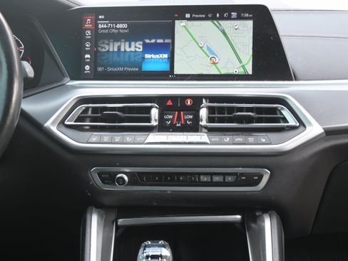 Used 2021 BMW X6 xDrive40i w/ Executive Package AWD/4WD image 33