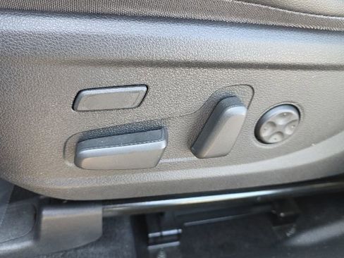 Used 2023 Hyundai Santa Fe Limited AWD/4WD image 6