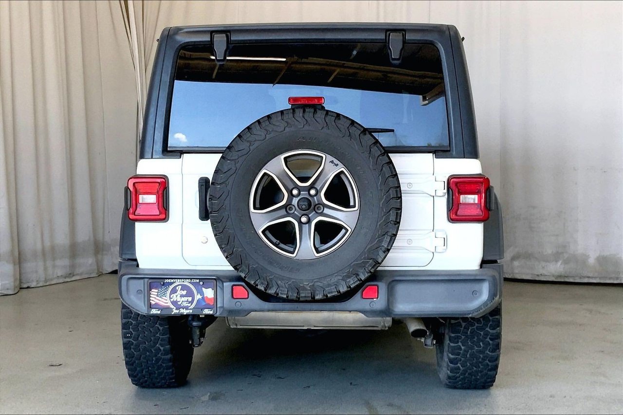 Used 2018 Jeep Wrangler Unlimited Sport S AWD/4WD image 4