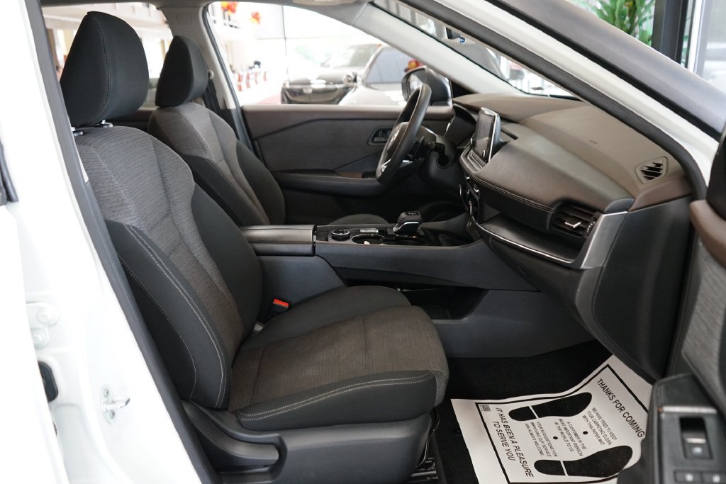 Used 2021 Nissan Rogue S AWD/4WD image 38