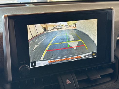 Used 2023 Toyota RAV4 LE FWD image 19