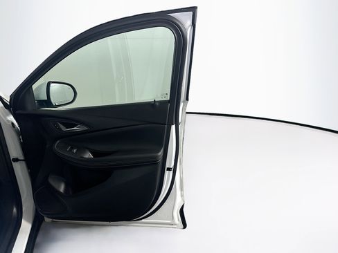 Used 2024 Buick Encore GX Preferred image 31