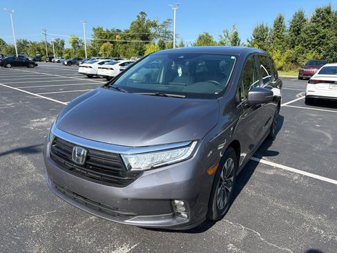 Used 2024 Honda Odyssey EX-L image 2