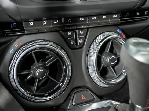 Used 2018 Chevrolet Camaro ZL1 image 33