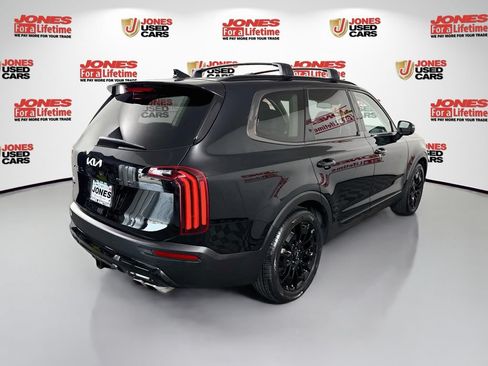 Used 2022 Kia Telluride EX w/ EX Premium Package AWD/4WD image 17