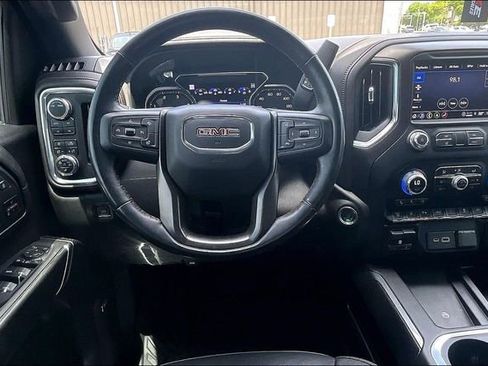 Used 2022 GMC Sierra 2500 AT4 w/ AT4 Premium Plus Package AWD/4WD image 8