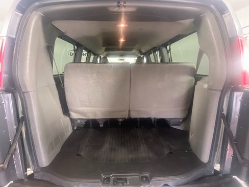 Used 2016 Chevrolet Express 2500 LS image 7
