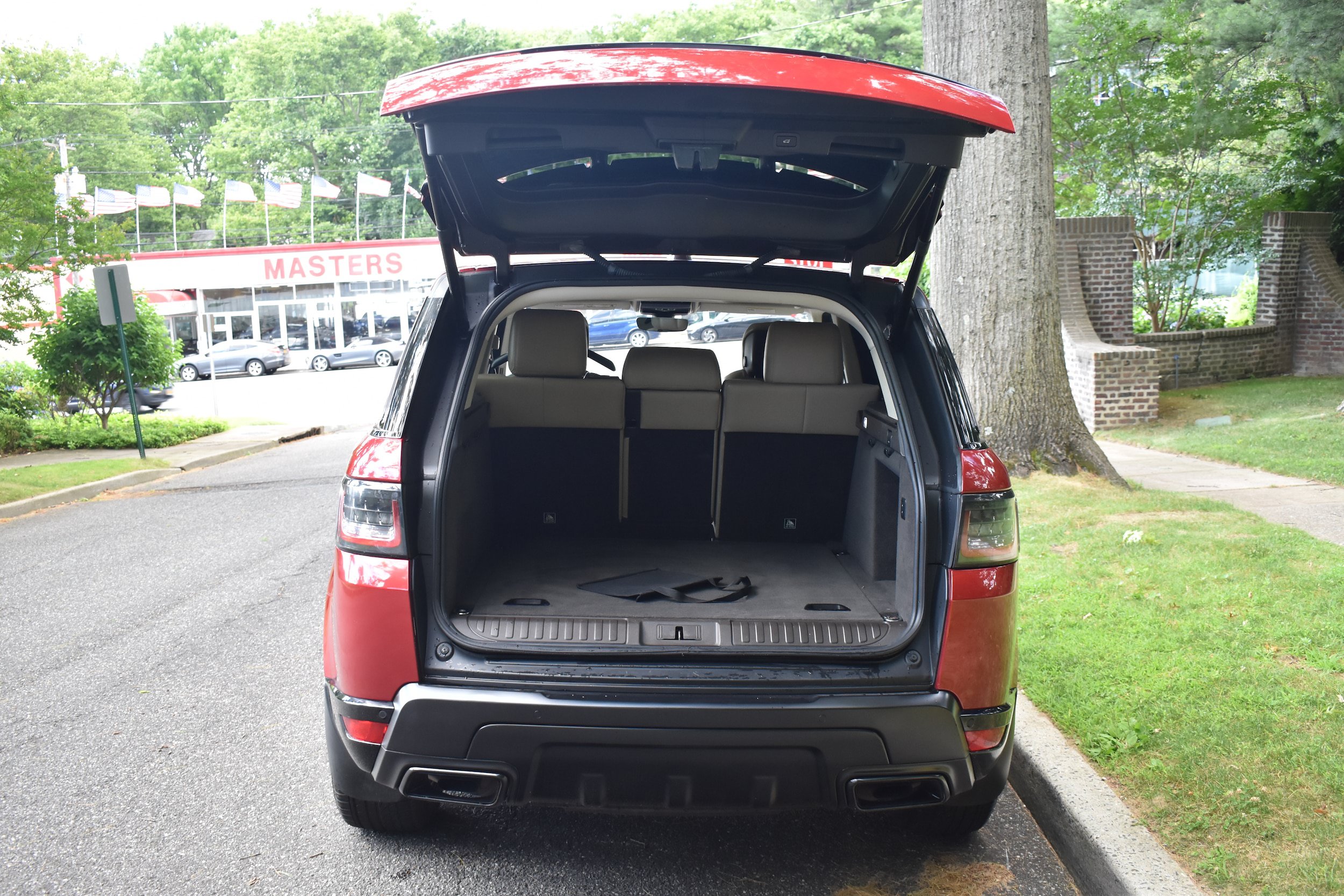 Used 2019 Land Rover Range Rover Sport HSE AWD/4WD image 19