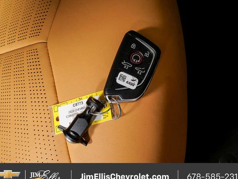 Used 2024 Chevrolet Corvette Stingray Premium Conv w/ 3LT image 21