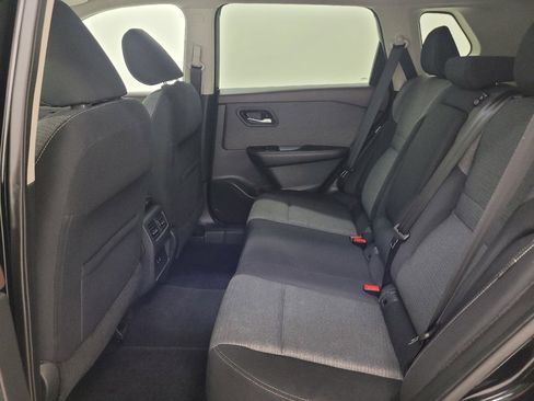 Used 2021 Nissan Rogue SV FWD image 18