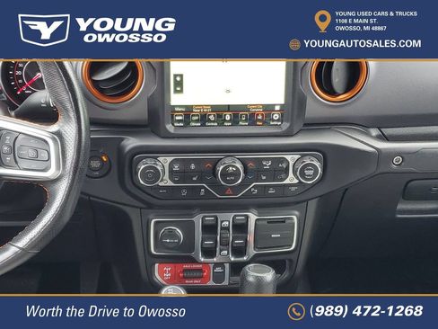 Used 2021 Jeep Gladiator Mojave AWD/4WD image 24