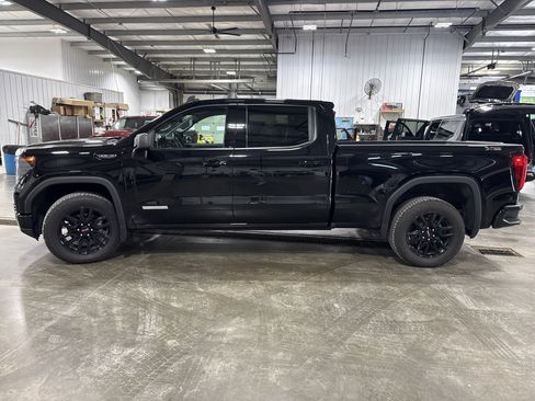 Used 2025 GMC Sierra 1500 Elevation AWD/4WD image 5