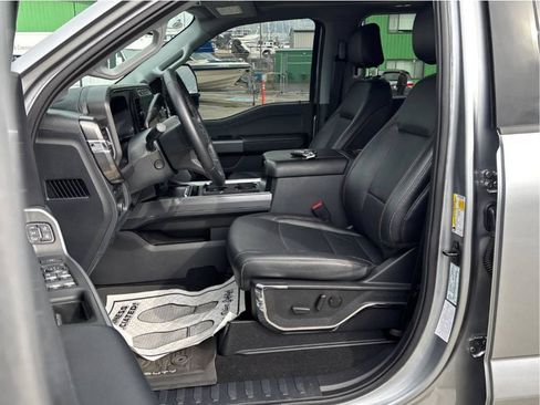 Used 2024 Ford F350 Lariat w/ Sport Appearance Package image 5