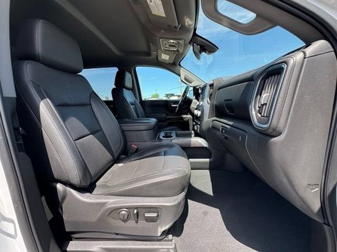 Used 2019 GMC Sierra 1500 SLT w/ SLT Premium Plus Package AWD/4WD image 13