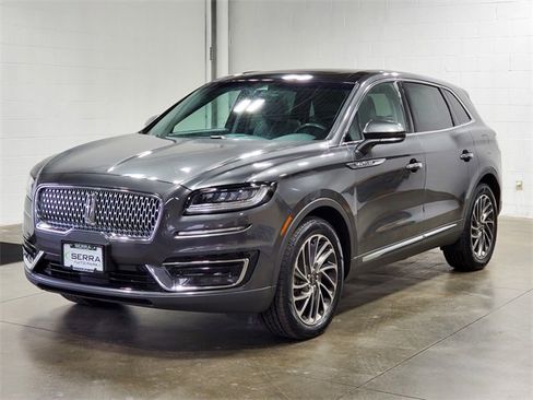 Used 2020 Lincoln Nautilus Reserve w/ Class II Trailer Tow Package image 2