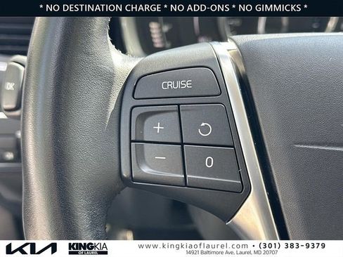 Used 2017 Volvo S60 T5 Dynamic w/ Vision Package FWD image 10