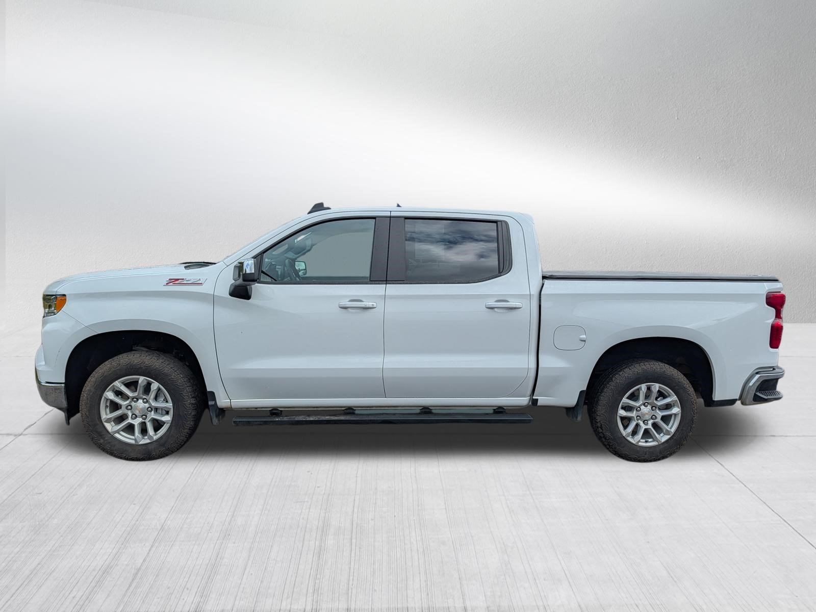 Used 2026 Chevrolet Silverado 1500 LT AWD/4WD image 4