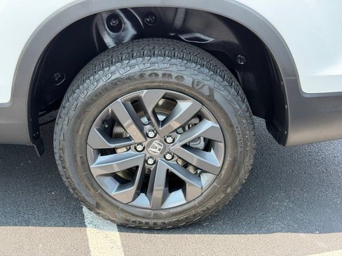 Used 2023 Honda Ridgeline Sport image 33