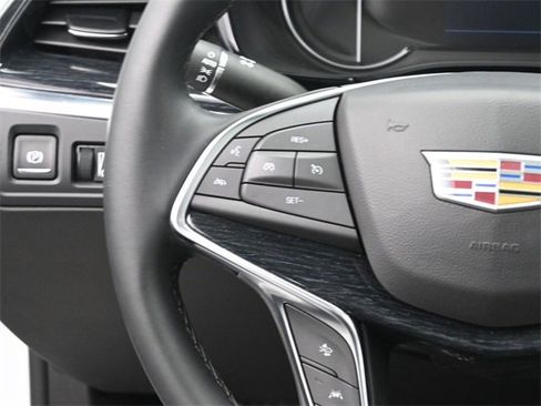 Certified 2025 Cadillac XT5 Premium Luxury image 30
