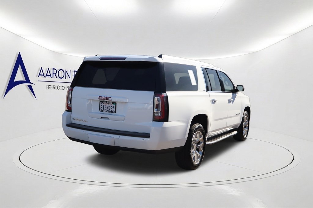 Used 2020 GMC Yukon XL SLE w/ SLE Value Package AWD/4WD image 4