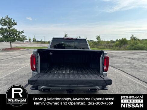 Used 2026 GMC Sierra 1500 Denali Ultimate AWD/4WD image 11