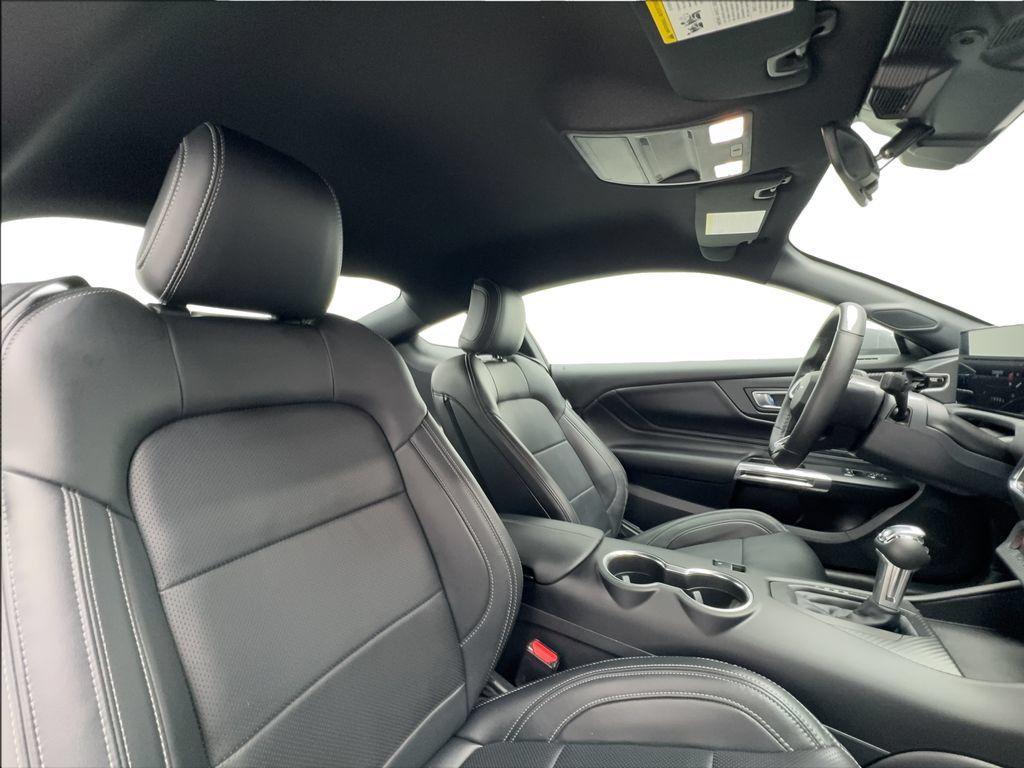 Used 2026 Ford Mustang Premium RWD image 27