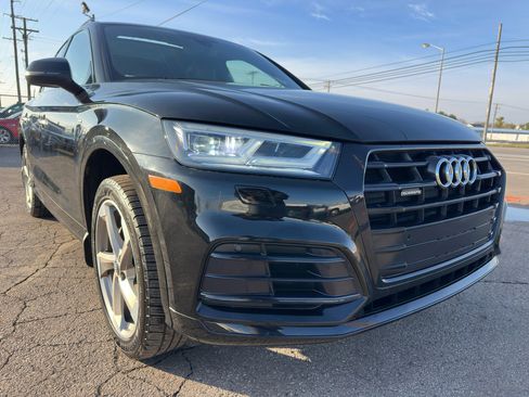 Used 2020 Audi Q5 2.0T Titanium Premium Plus w/ Premium Plus Package image 16