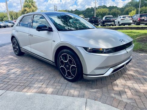 Used 2024 Hyundai Ioniq 5 Limited image 8