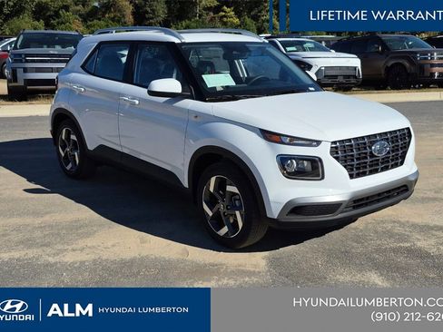 New 2026 Hyundai Venue SEL FWD image 4