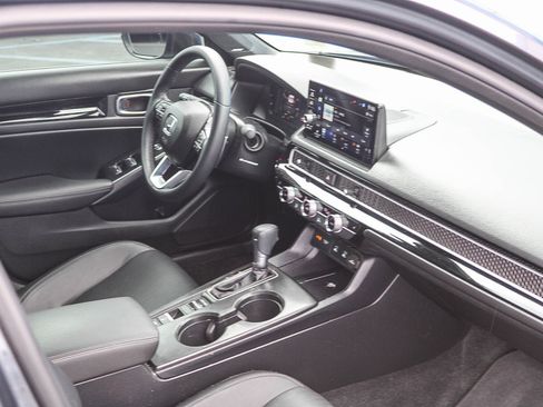 Certified 2025 Honda Civic Sport Touring image 16