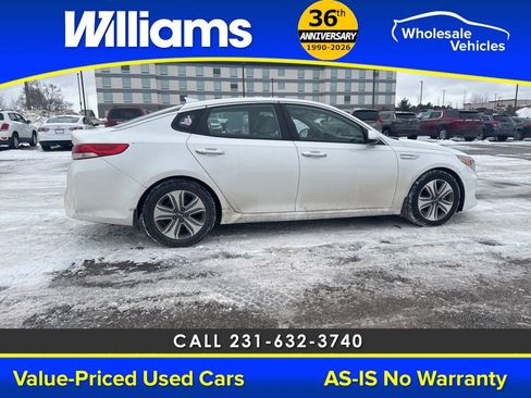 Used 2017 Kia Optima EX image 17
