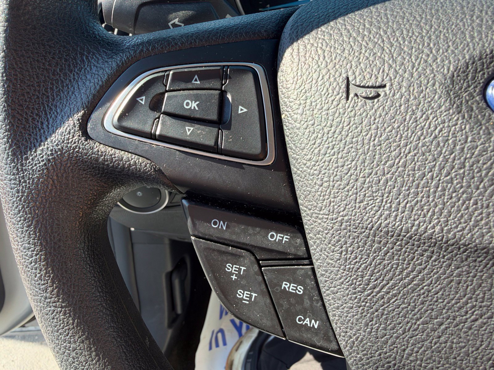 Used 2018 Ford Focus SE FWD image 13