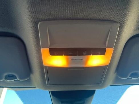 Used 2024 Nissan Sentra SV FWD image 38