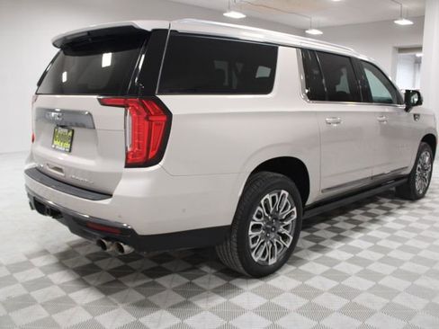Used 2023 GMC Yukon XL Denali Ultimate w/ LPO, Floor Liner Package image 12