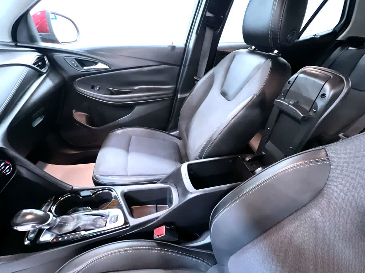 Used 2021 Buick Encore GX Select w/ Experience Buick Package FWD image 29