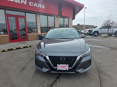 Used 2021 Nissan Altima 2.5 SV image 2