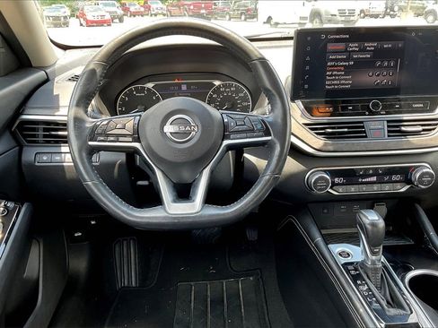 Used 2023 Nissan Altima 2.5 SL image 5