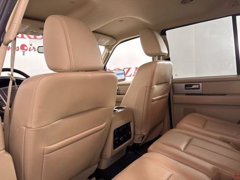 Used 2015 Ford Expedition Limited image 14
