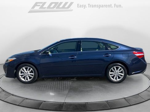 Used 2014 Toyota Avalon XLE image 5