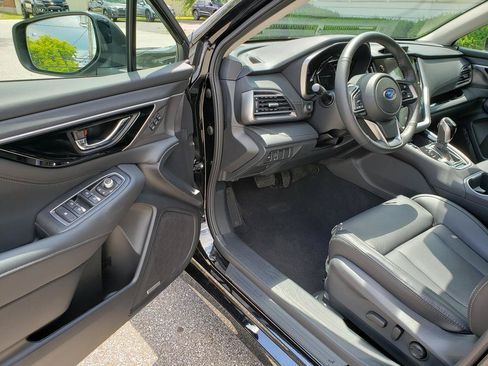 Used 2025 Subaru Legacy Limited AWD/4WD image 8
