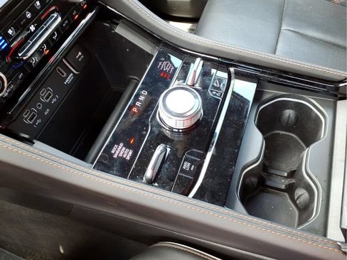 Used 2023 Jeep Grand Cherokee L Summit AWD/4WD image 9