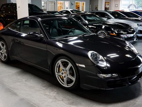 Used 2006 Porsche 911 Carrera S RWD image 4