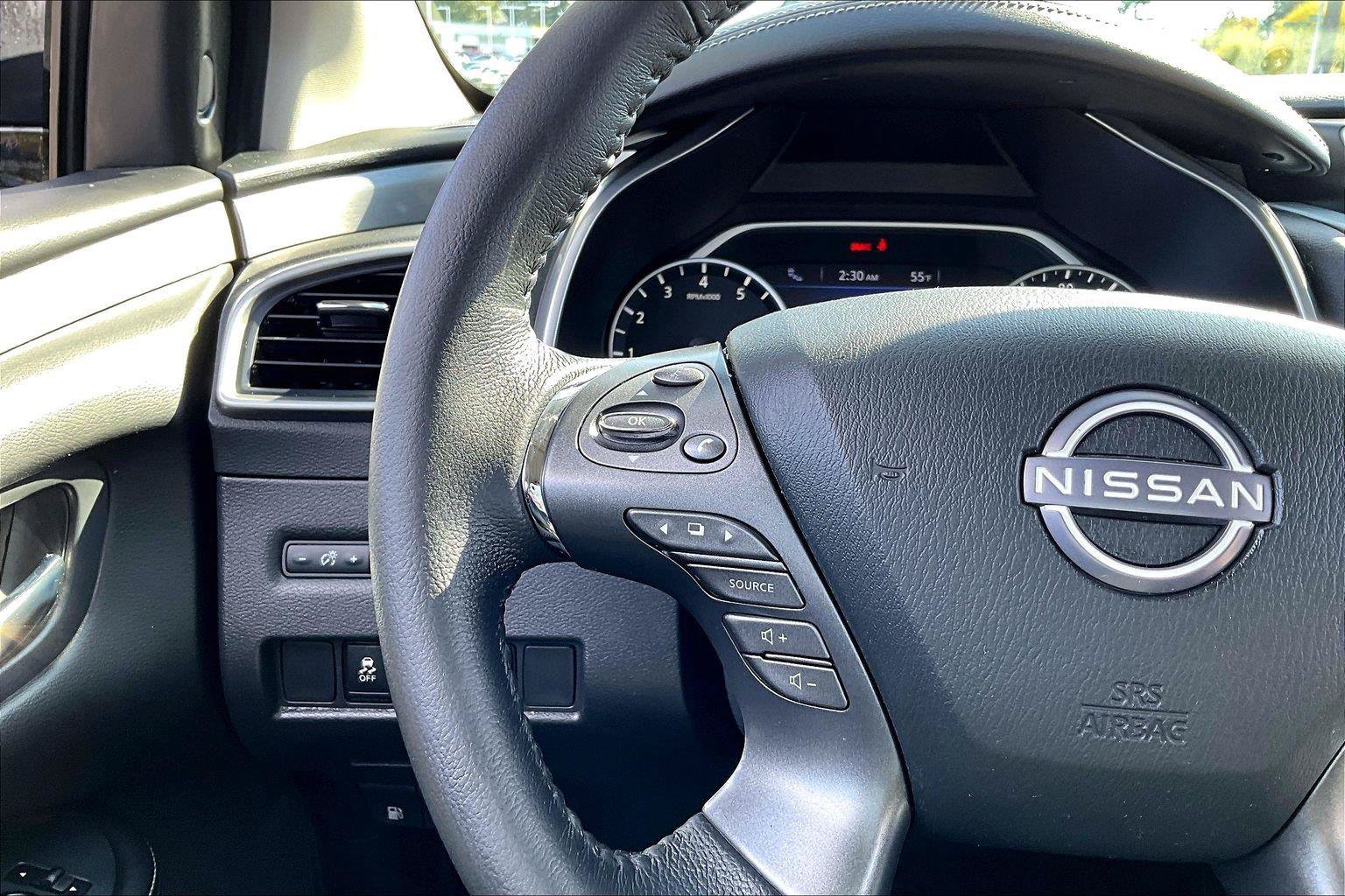 Used 2024 Nissan Murano SV w/ SV Midnight Edition Package AWD/4WD image 12