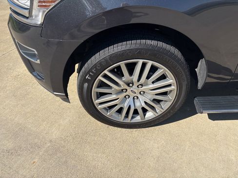 Used 2022 Ford Expedition Limited image 69